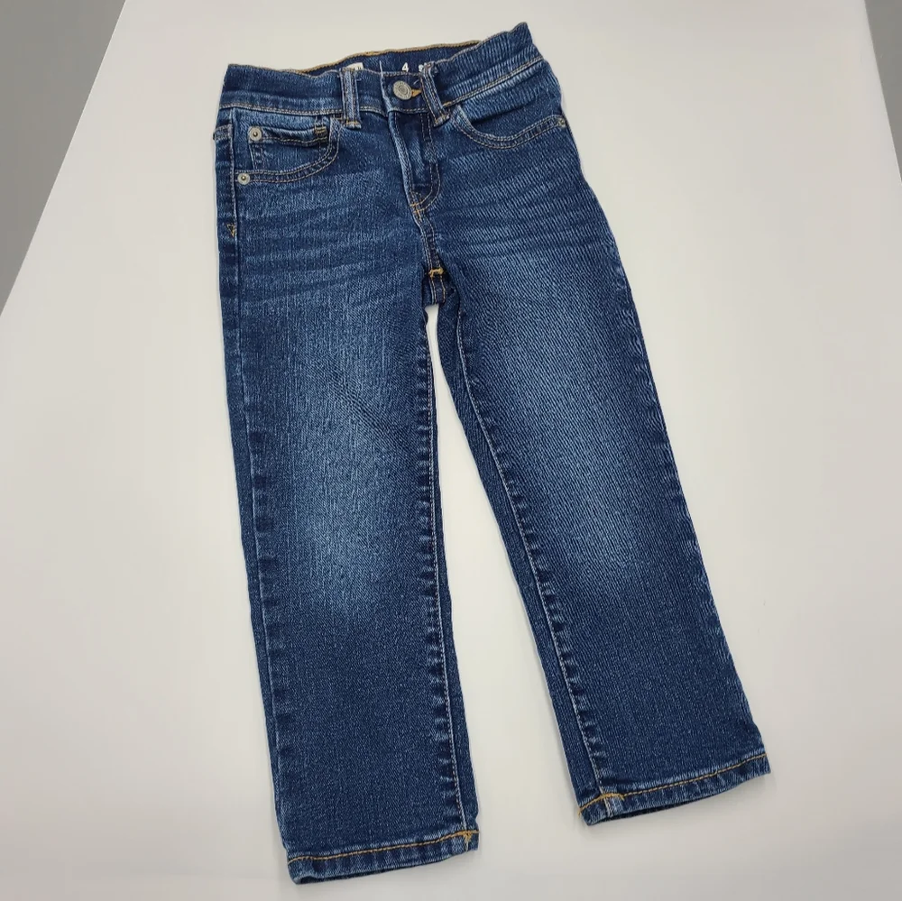 Gap boys' sweater and jeans size 4